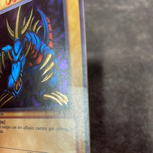 Load image into Gallery viewer, (MP) Tri-Horned Dragon 1st. Ed LDD-S000 Spanish YGO
